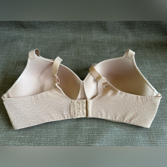 Wacoal Bra Beige Tan No Underwire Lightly Padded Size 40D - Picture 2 of 11